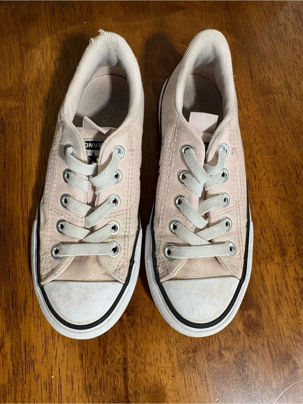 Converse Low-Top Sneakers in Pale Pink and green shimmer. Size 13